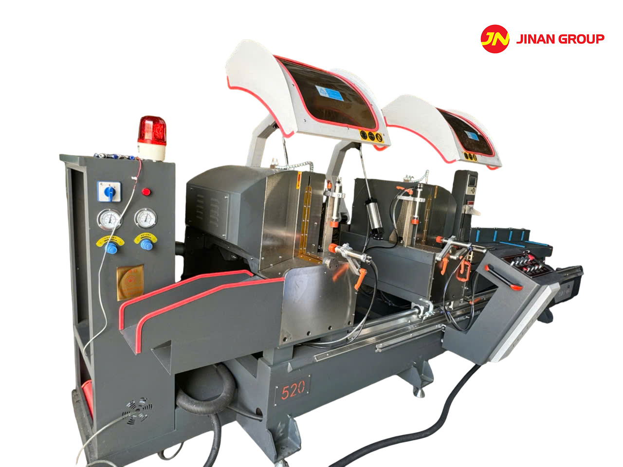 Máy cắt XDF 550CNC góc trong logo