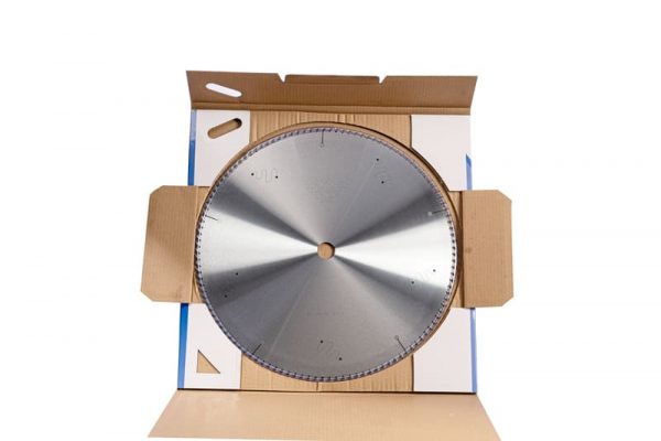 Lưỡi cắt nhôm 550 Wagen