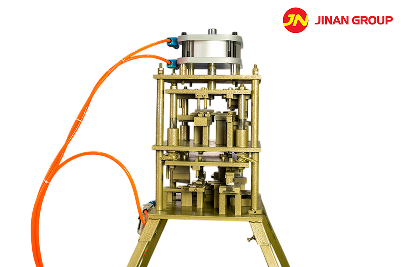 Máy dập ke vĩnh cửa xingfa - PMA vát cạnh 16 dao