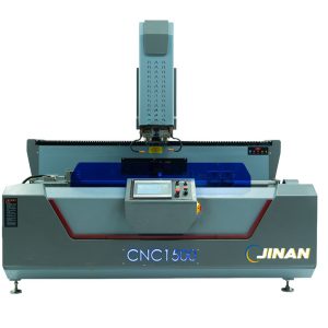 Máy phay khoá trung tâm